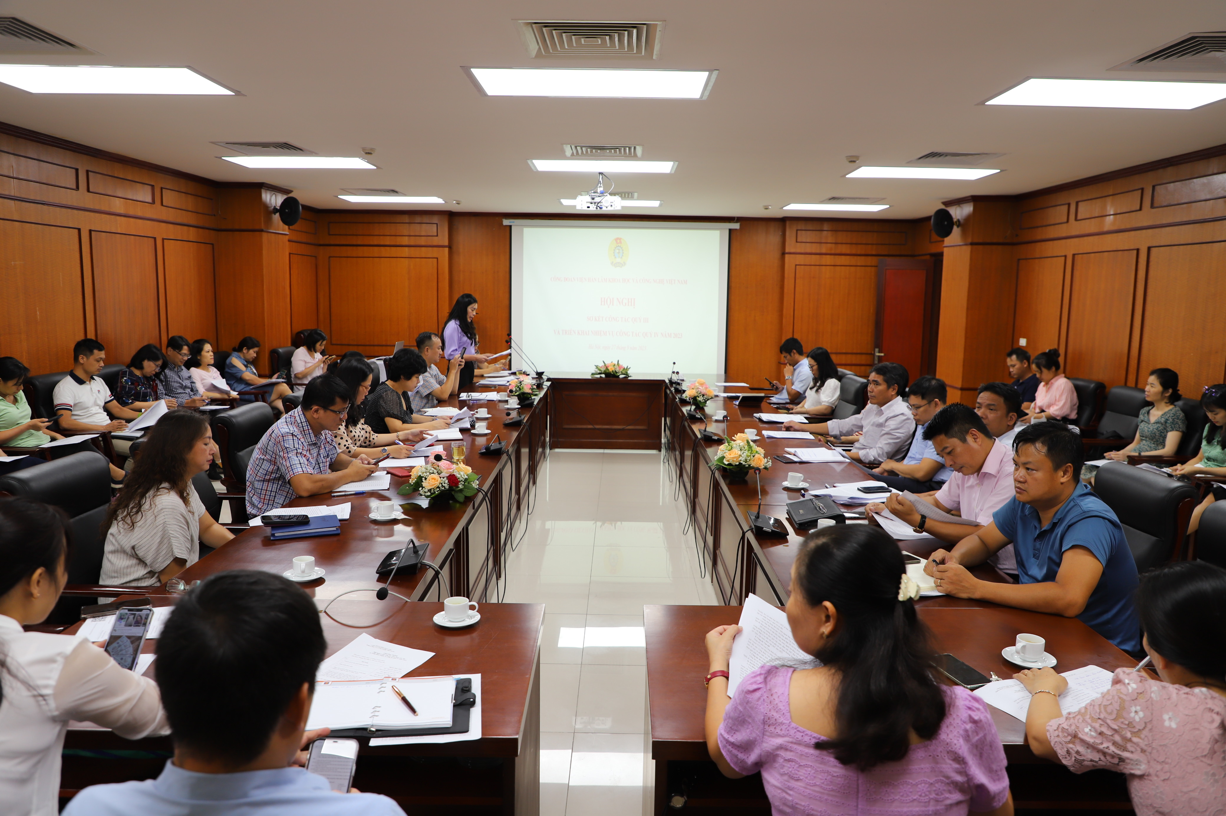 Công đoàn Viện Hàn lâm KHCNVN họp sơ kết công tác quý III và triển khai nhiệm vụ trọng tâm công tác quý IV năm 2023