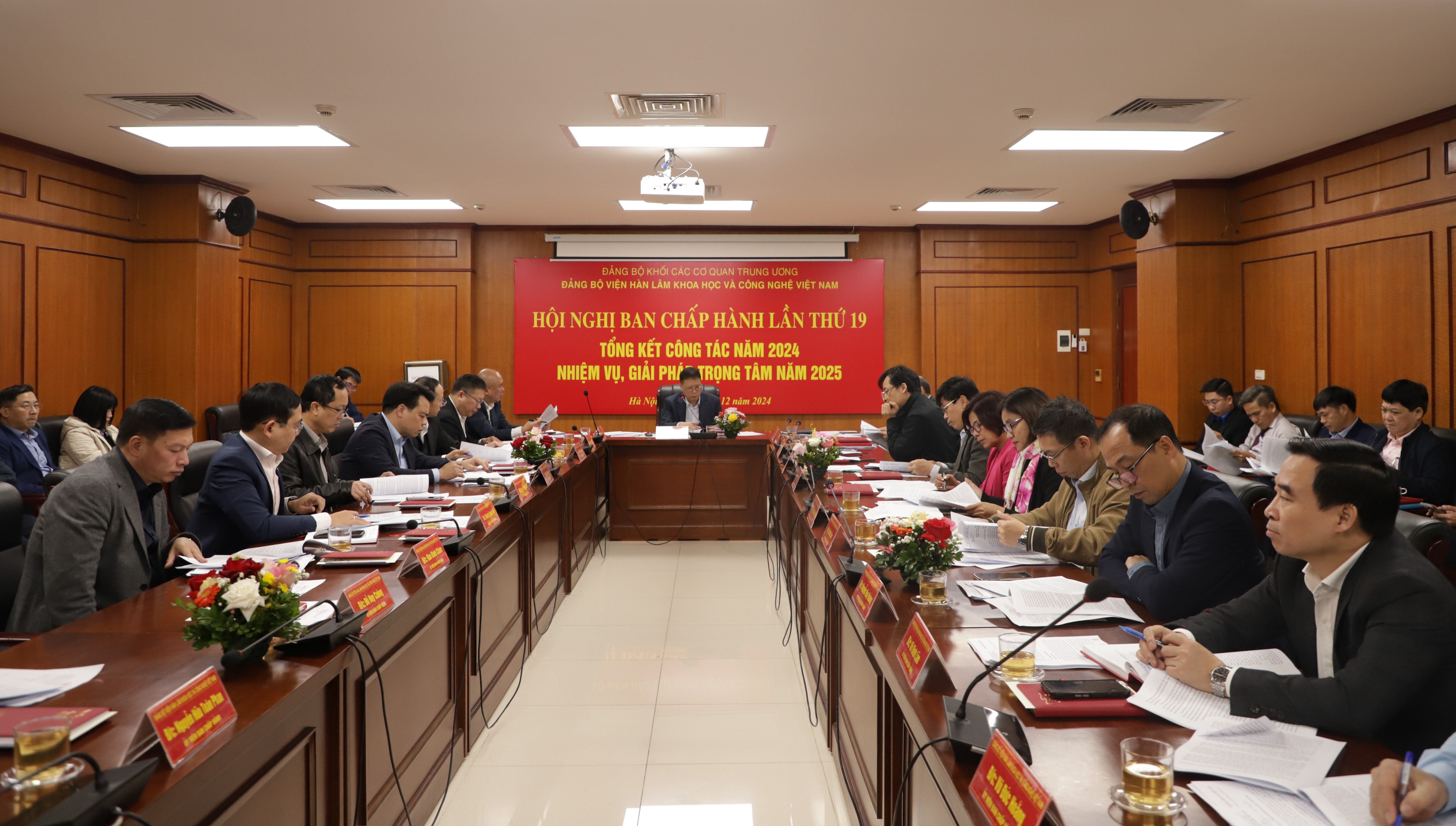 Tổng kết công tác Đảng năm 2024, nhiệm vụ giải pháp trọng tâm năm 2025 và Hội nghị Ban Chấp hành Đảng bộ Viện Hàn lâm Khoa học và Công nghệ Việt Nam lần thứ 19