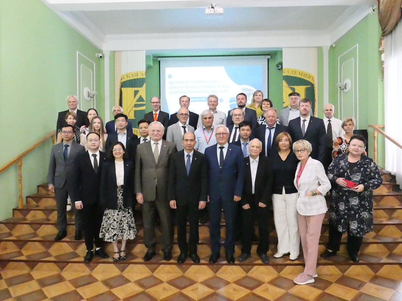 Viện Hàn lâm Khoa học và Công nghệ Việt Nam và Viện Hàn lâm Khoa học Nga, Phân viện Viễn Đông báo cáo hoạt động hợp tác nổi bật tại Hội nghị quốc tế Việt – Nga trong khuôn khổ Diễn đàn Kinh tế Phương Đông 2024